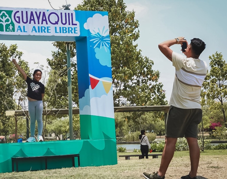 guayaquil-al-aire-libre-parque-samanes